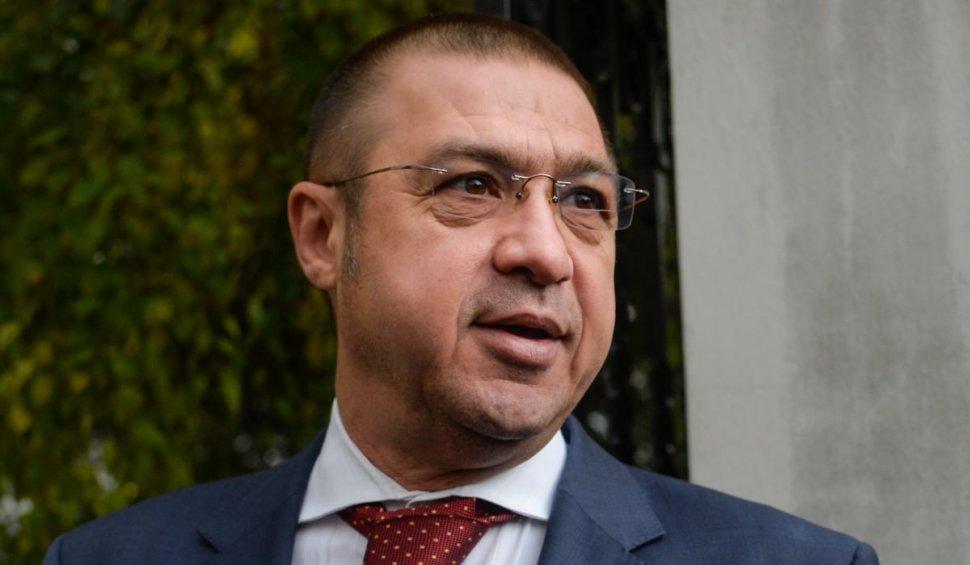 A murit Rudel Obreja. Acesta fusese eliberat din închisoare pentru a se trata de cancer 822269