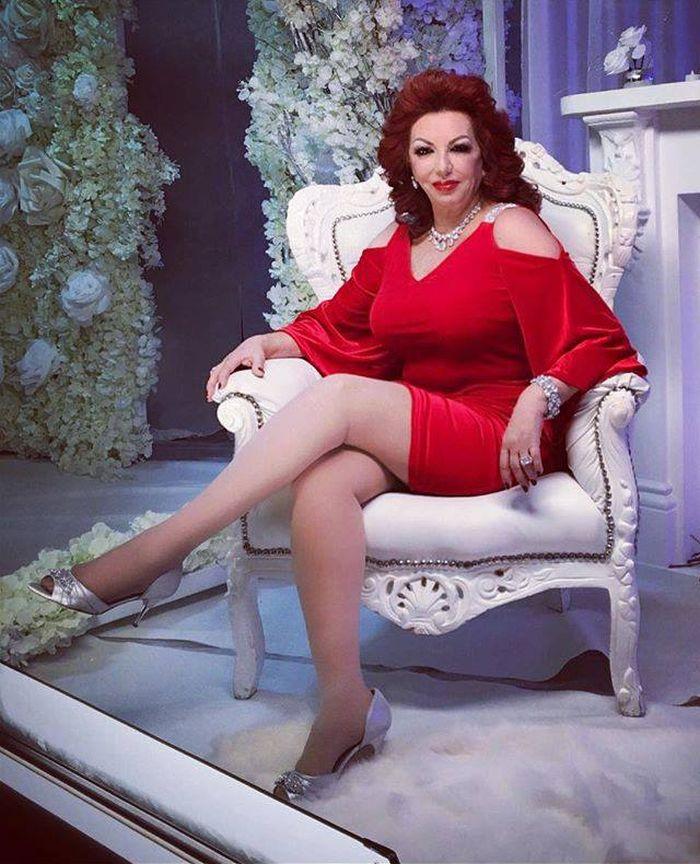 Recunoşti românca celebră? "Câştig 600 de dolari pe oră. La mine venea Jennifer Lopez, veneau cei mai cunoscuţi oameni din lume" 822243