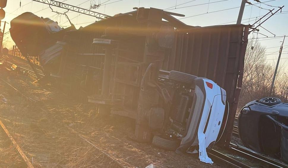 Directorul CFR, despre accidentul feroviar din Teleorman: "A fost o eroare umană | Mecanicul nu a frânat" 822444