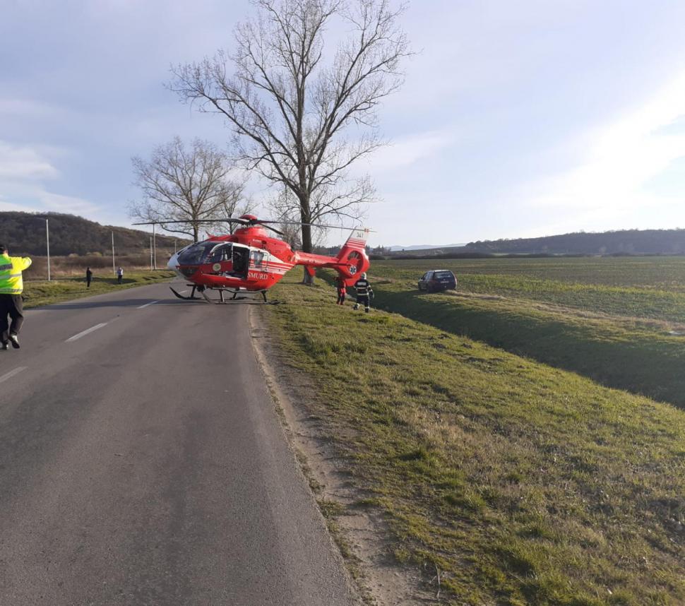 Un bărbat a murit, iar doi copii au ajuns la spital, după un accident produs în Arad 822726