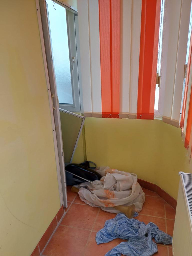 Un bărbat din Ploiești și-a găsit apartamentul complet distrus și cu datorii uriașe, după ce chiriașii au dispărut fără urmă 822878