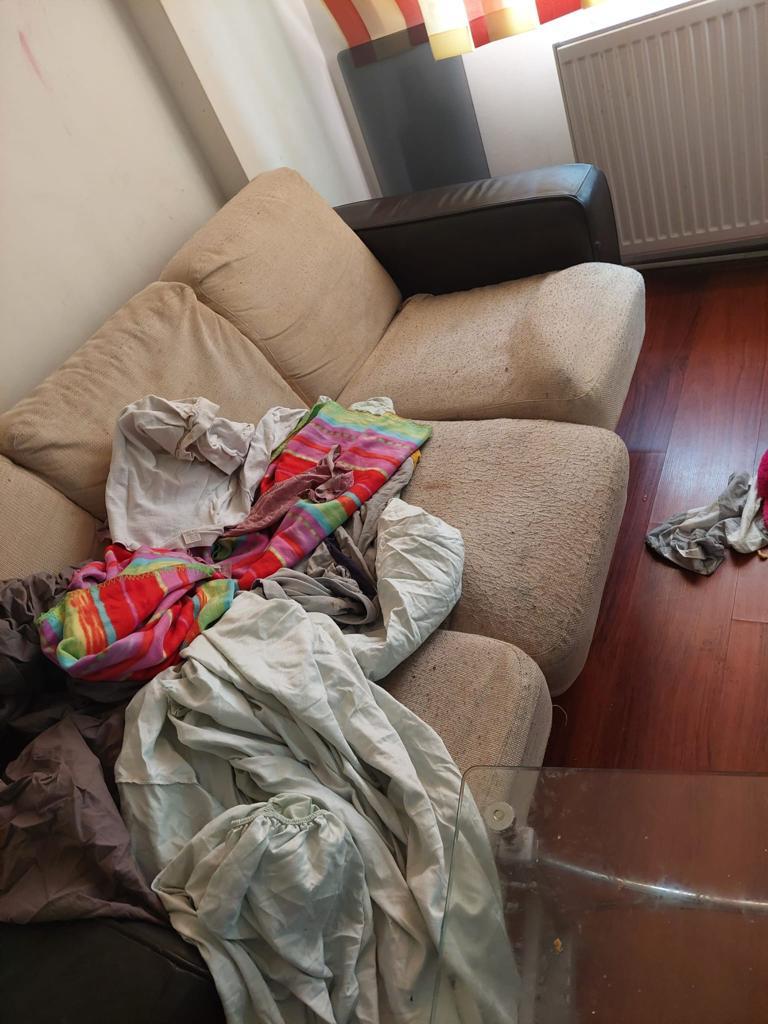 Un bărbat din Ploiești și-a găsit apartamentul complet distrus și cu datorii uriașe, după ce chiriașii au dispărut fără urmă 822880