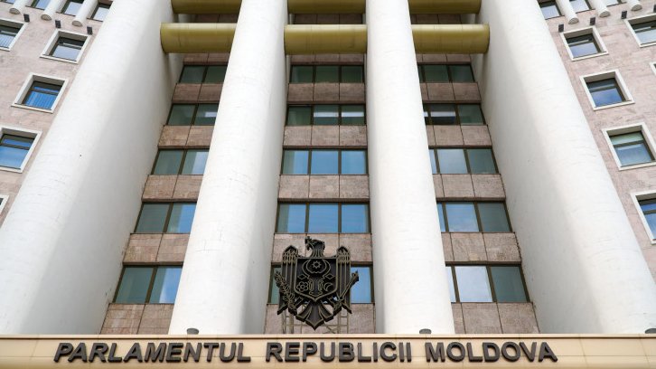 Limba română devine limba oficială în Republica Moldova. Legea a fost adoptată!