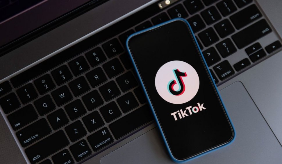 Aplicația TikTok, interzisă pe telefoanele oficialilor britanici și neozeelandezi