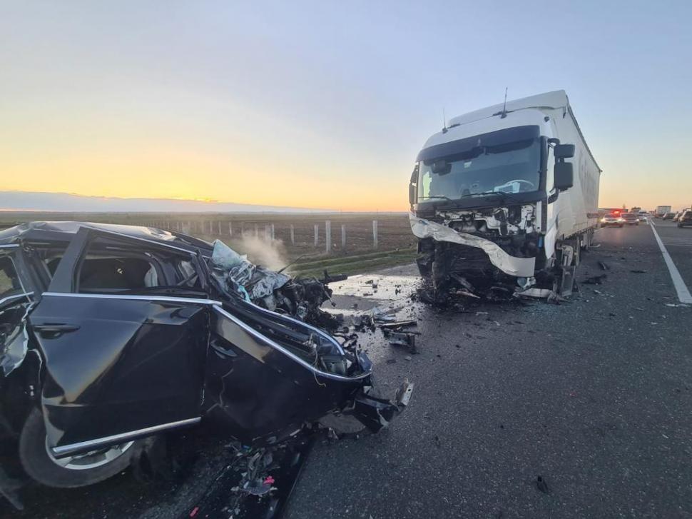 "Când vei citi acest mesaj vei afla că am făcut accident cu un TIR". Mesajul cutremurător lăsat de Cristian fostei sale soţii înainte să moară în accident 823546