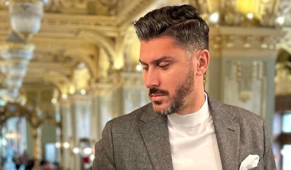 Recunoşti băieţelul care a dat cămăşuţa pe tricou şi a făcut istorie în fotbal? "Am râs când s-a scris că mi-a luat tata mașină la 18 ani" 823569