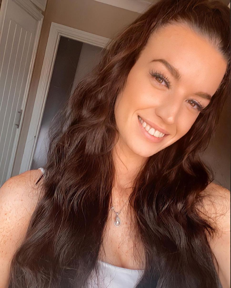 "Suntem zdrobiți, doi copii au rămas fără mama lor". O tânără mămică s-a stins din viață subit, după luni în care s-a luptat cu dureri infernale de cap 823742