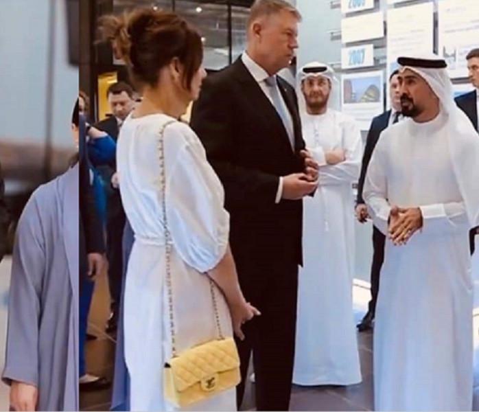 Geanta de mii de euro purtată de Carmen Iohannis în Abu Dhabi | ”Confundă un dineu diplomatic cu bucătăria” 823941