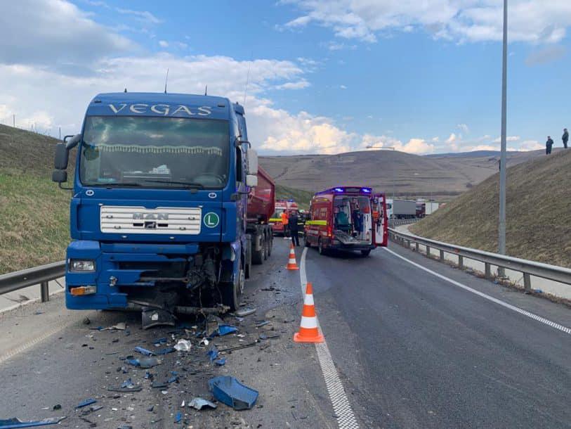 Accident mortal la ieșire de pe Autostrada A3, spre Nădășelu: Un bărbat mort și o femeie grav rănită 824260