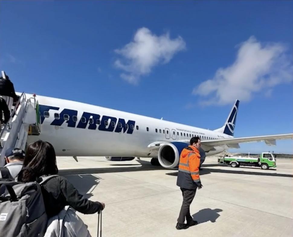 ”A fost înfricoșător” | Mărturiile pasagerilor din avionul Tarom aterizat de urgenţă la Istanbul, după o ameninţare cu bombă 824662