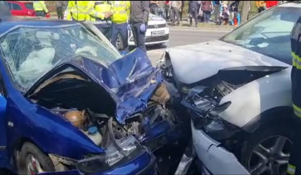 Accident îngrozitor cu șase victime pe o stradă din Brașov | Un bărbat nu a mai putut fi salvat 824749