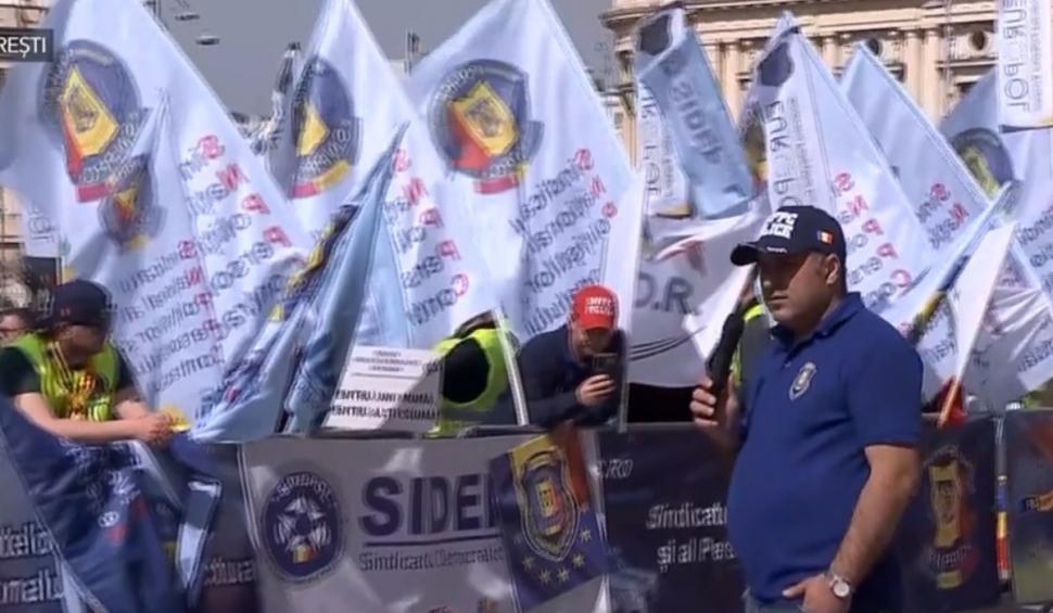 Ziua Poliţiei Române sărbătorită cu proteste în faţa sediului MAI: "Suntem minţiţi" 824773