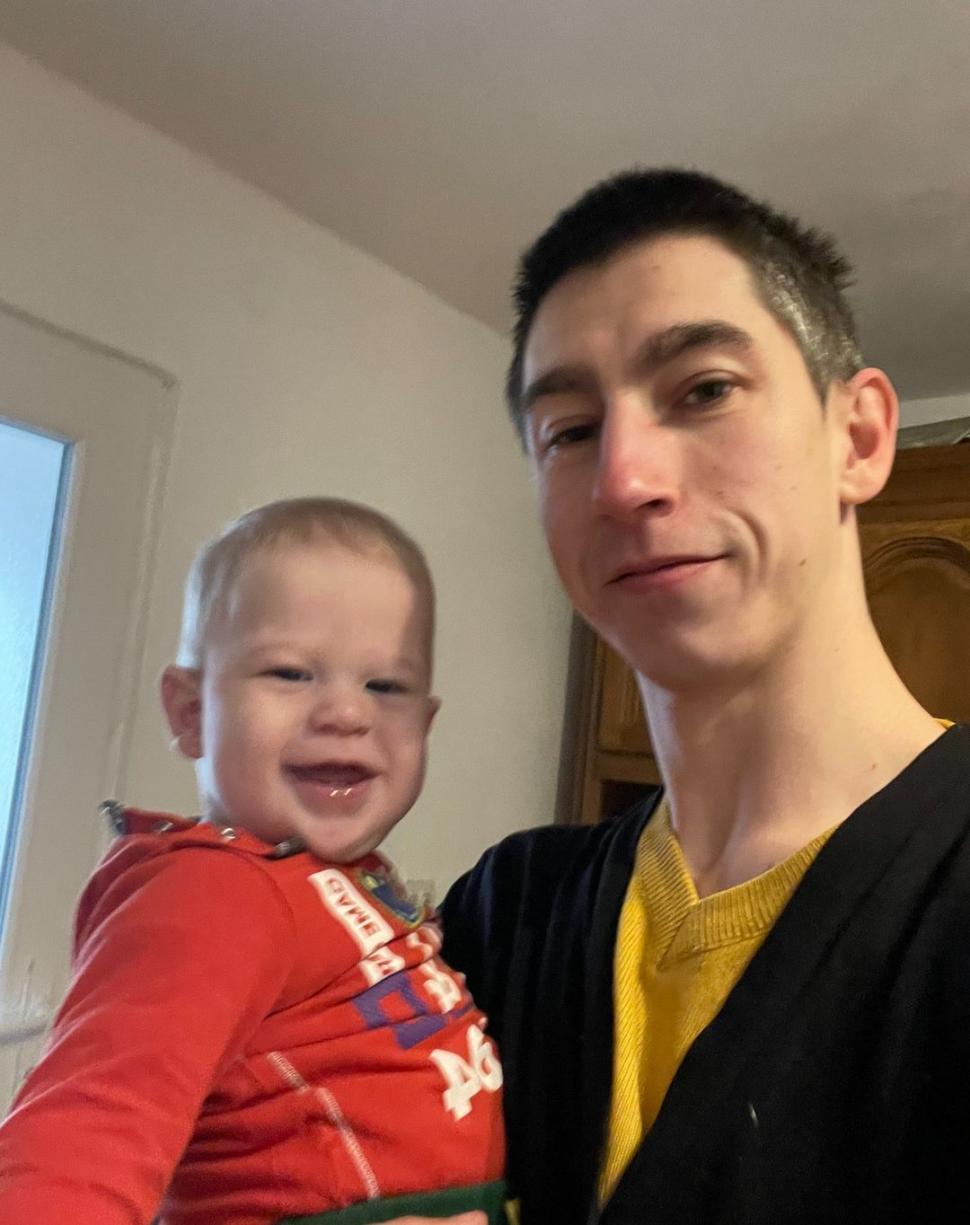 Ce scrie în certificatul de deces al copilului de un an ucis de tată, în Alba Iulia. Răspunsurile date de medicii legişti 825273