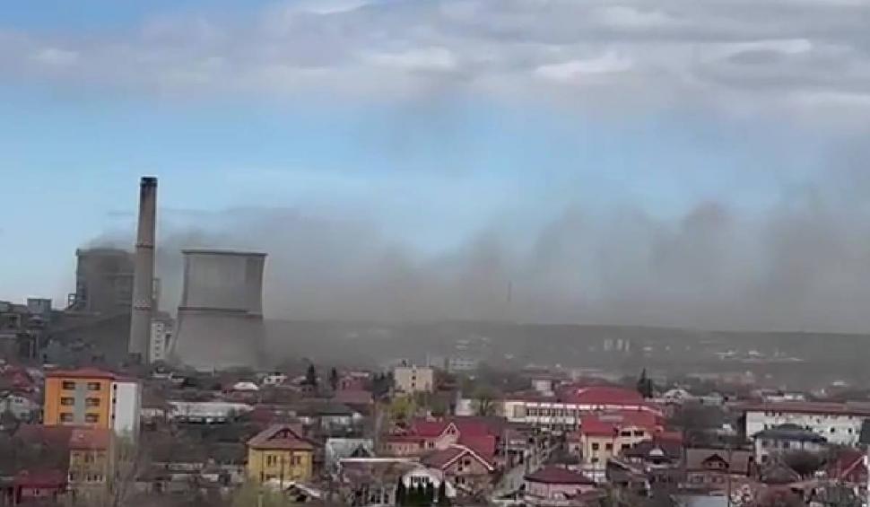 "Fenomen" incredibil pe cerul Craiovei | "Te trimite la spital și mai departe, în pământ" 825371