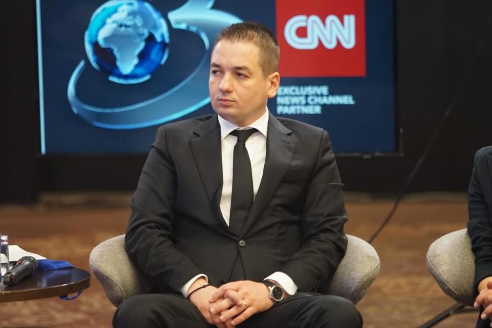 Conferinţa Naţională "Afecţiune, implicare, responsabilitate - strategie de succes pentru îngrijirea animalelor din judeţul Ilfov" | România Inteligentă 825745