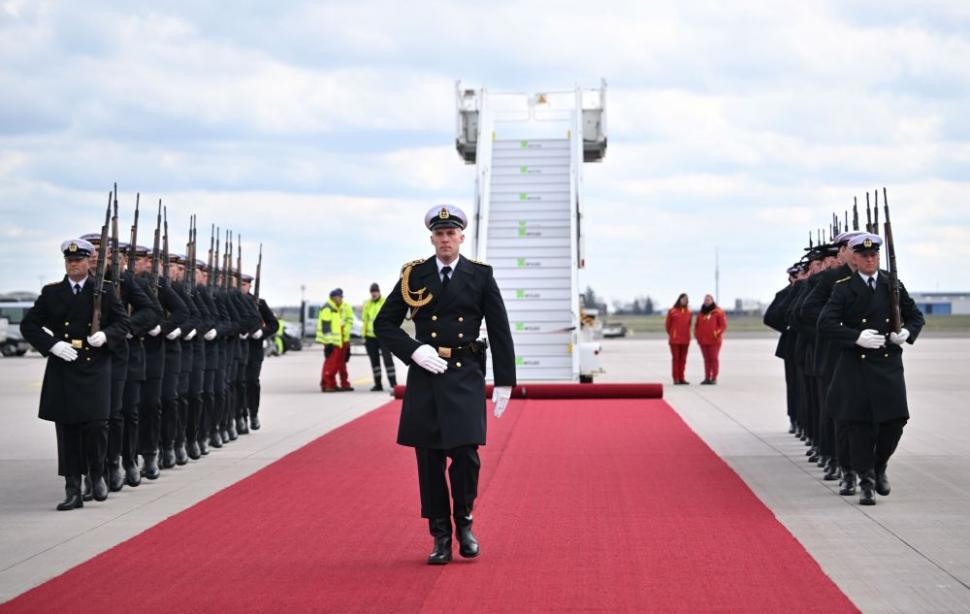 Regele Charles al III-lea al Marii Britanii, păzit la Berlin de peste 1.000 de polițiști |  "Un gest important", spune președinele Germaniei 825615