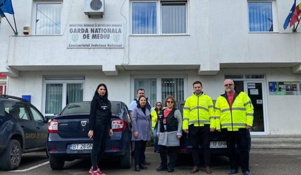 Activitatea Gărzii de Mediu din Botoșani, oprită după ce trei comisari au fost reținuți de DNA, iar al patrulea este în concediu
