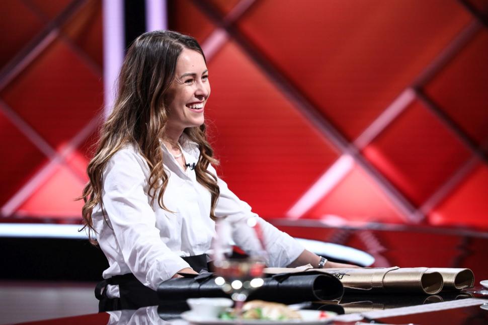 Ce echipă a ales Nina Hariton, concurenta care a primit trei cuțite de aur la Chefi la cuţie 825791