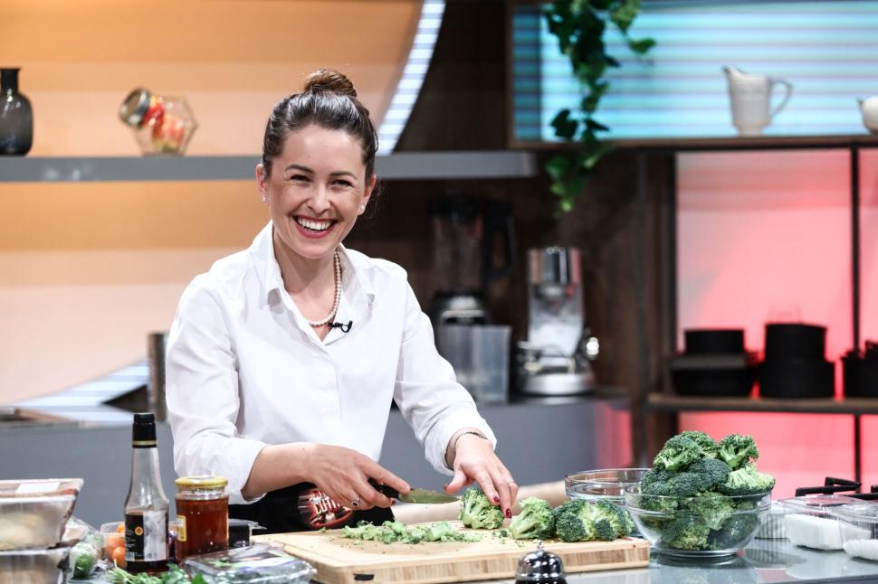 Ce echipă a ales Nina Hariton, concurenta care a primit trei cuțite de aur la Chefi la cuţie 825793