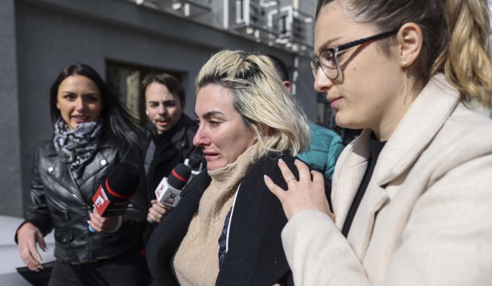 Primele imagini cu Ana Morodan, conducând haotic, chiar înainte să fie oprită de polițiști 825688