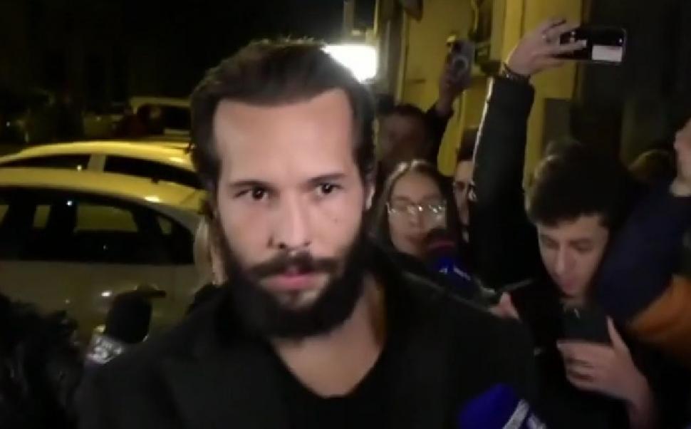 Fraţii Tate au fost eliberaţi din închisoare şi plasaţi în arest la domiciliu | Cum arată după trei luni petrecute în spatele gratiilor 826131