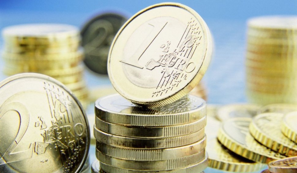 Curs valutar BNR, 31 martie 2023 | Euro sare de maximul din decembrie şi se apropie de 4,95