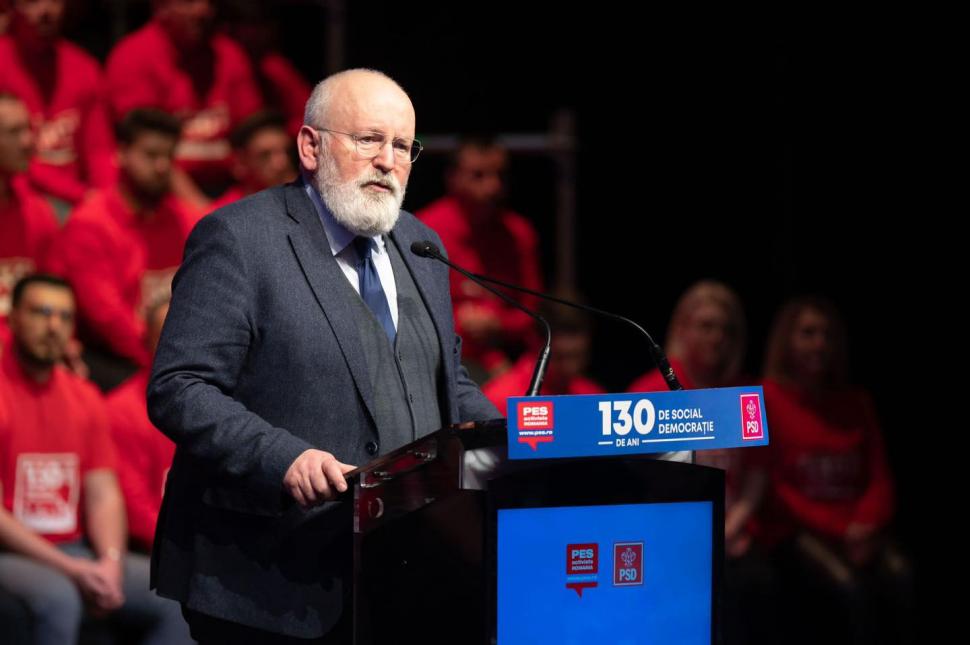 Gabriela Firea: "Am salutat prezența în România a domnului Frans Timmermans" 826034