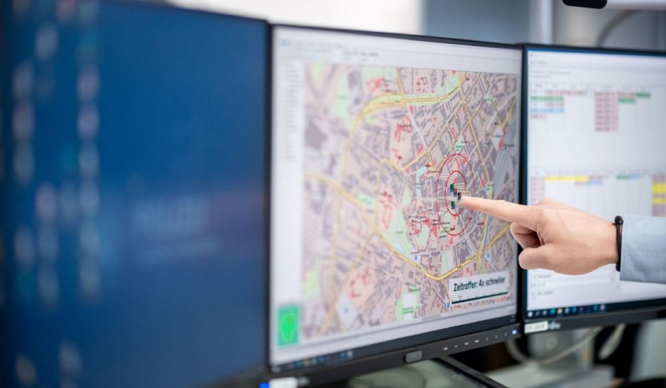 Toate maşinile instituţiilor publice din România ar putea fi monitorizate prin GPS