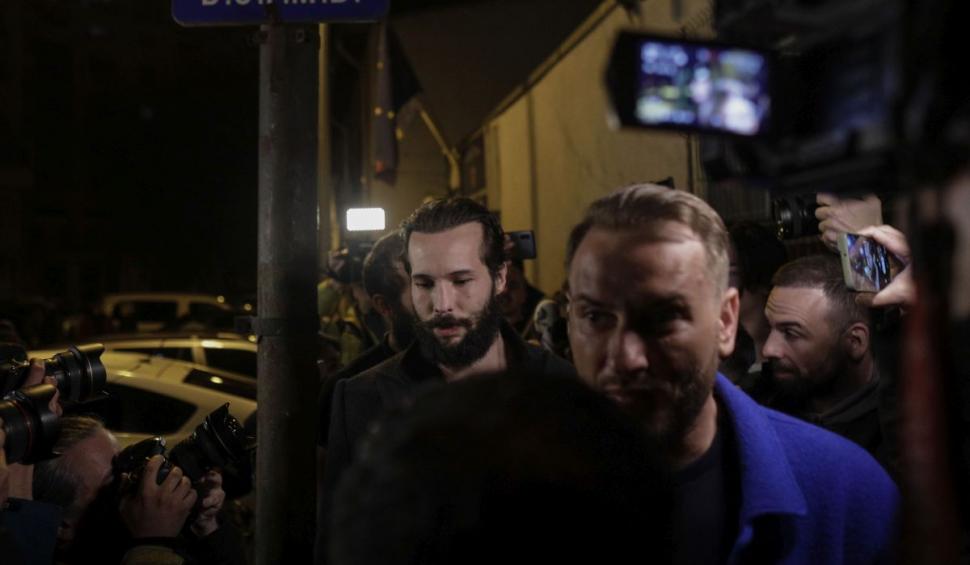 Ce reguli au de respectat fraţii Tate, aflaţi în arest la domiciliu în vila lor de lux din Voluntari 826212