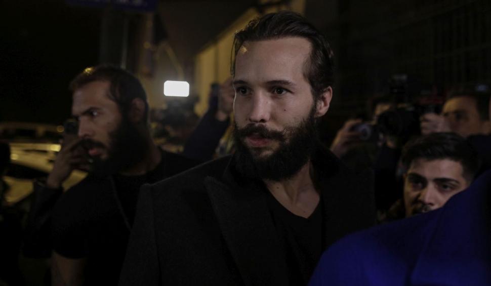 Ce reguli au de respectat fraţii Tate, aflaţi în arest la domiciliu în vila lor de lux din Voluntari 826213