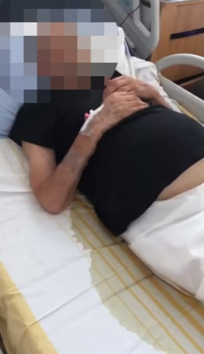 Imagini cutremurătoare din Spitalul de Urgenţe Reşiţa. Bolnavii stau în aşternuturi murdare şi ude  826545