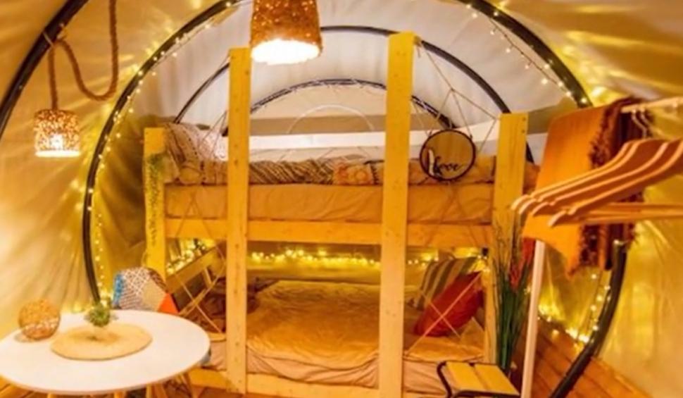 Cât costă o noapte de cazare într-o căruţă în vacanţa de Paşte, în Braşov  826589