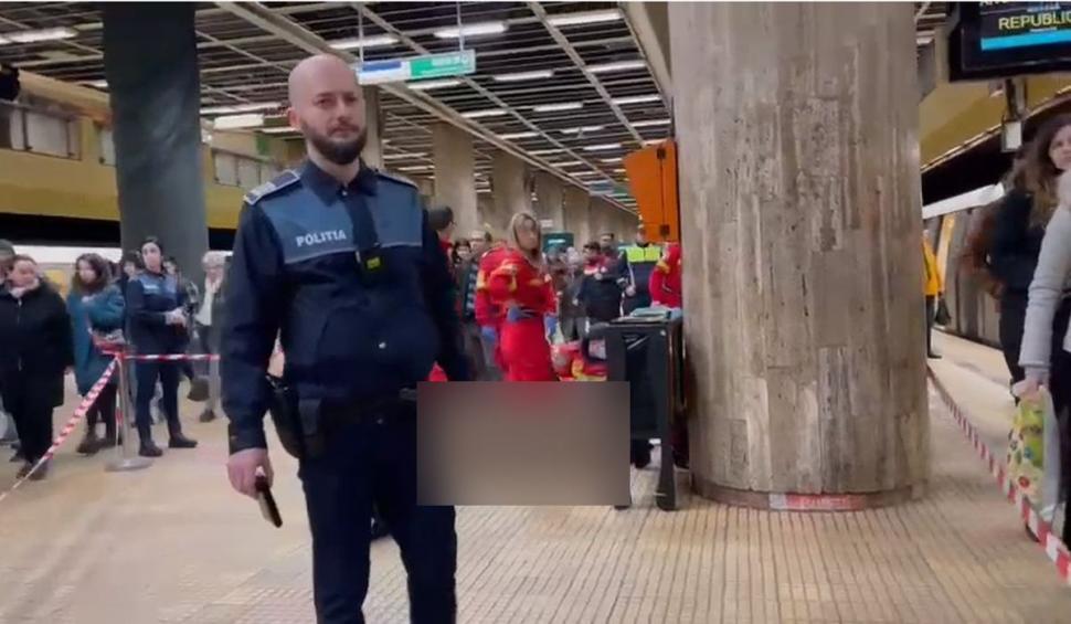 Un bărbat a murit în stația de metrou Piaţa Unirii. Medicii s-au luptat zeci de minute să îl resusciteze 826770