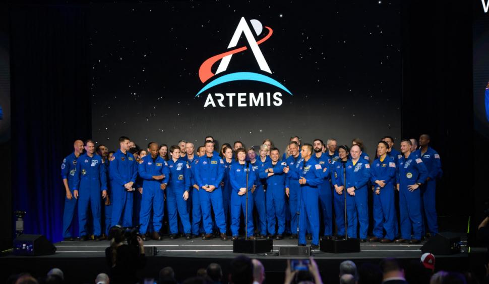 Comandantul misiunii Artemis II: "Generaţia aceasta va merge sigur pe Lună" | Ce spune despre echipaj 826848