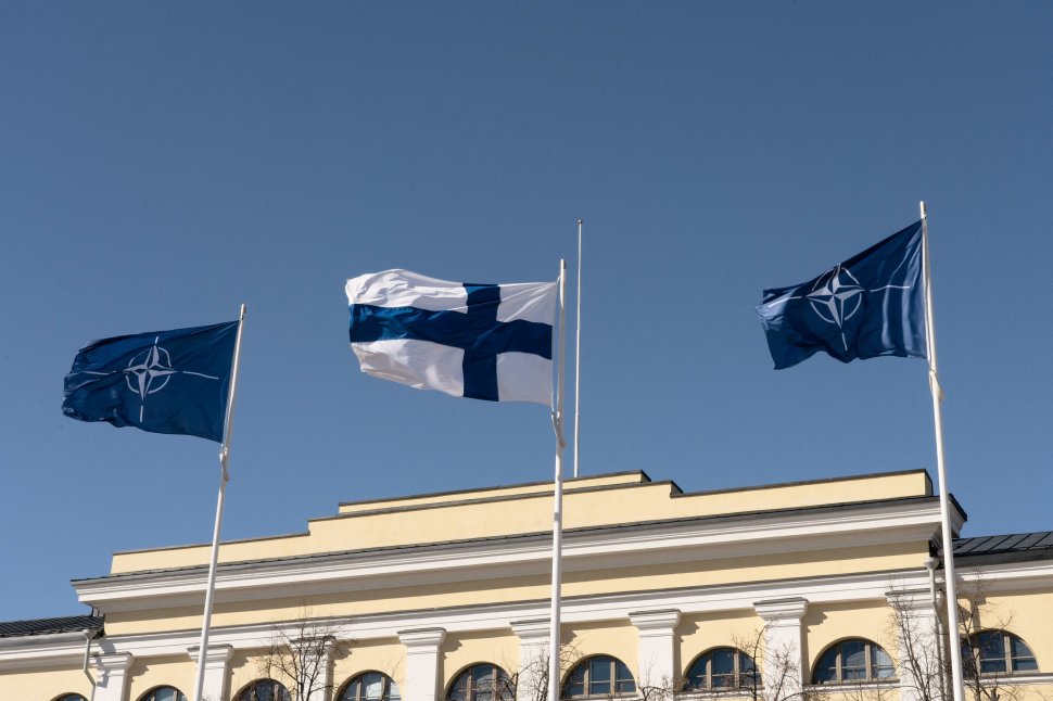 Finlanda a devenit țară membră NATO. Ce poate să ofere din punct de vedere militar