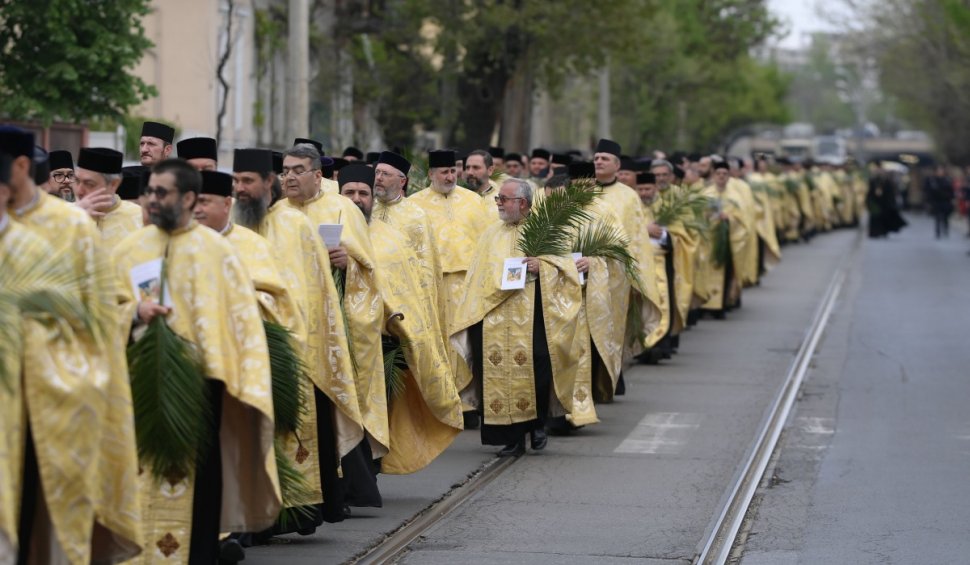 Pelerinaj de Florii, în București, încheiat cu o slujbă oficiată de Patriarhul Daniel | Traseul procesiunii