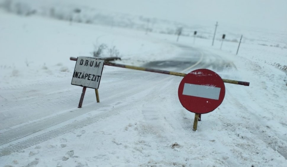 Zeci de școli din Iași au fost închise din cauza ninsorii și viscolului | Circulara trimisă de ISJ directorilor unităților de învățământ