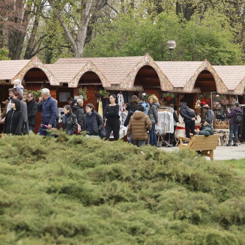 Cât costă un kilogram de cârnați sau un chec la Târgul de Paște al Capitalei 2023 827787