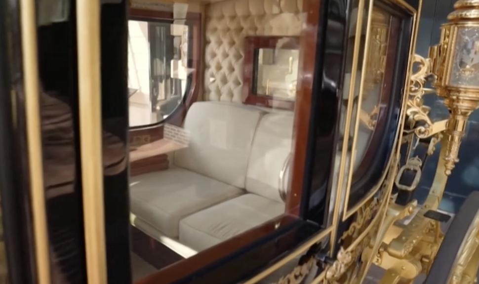 Imagini spectaculoase cu cele două caleşti pentru ceremoniile de încoronare a regelui Charles al III-lea 827908