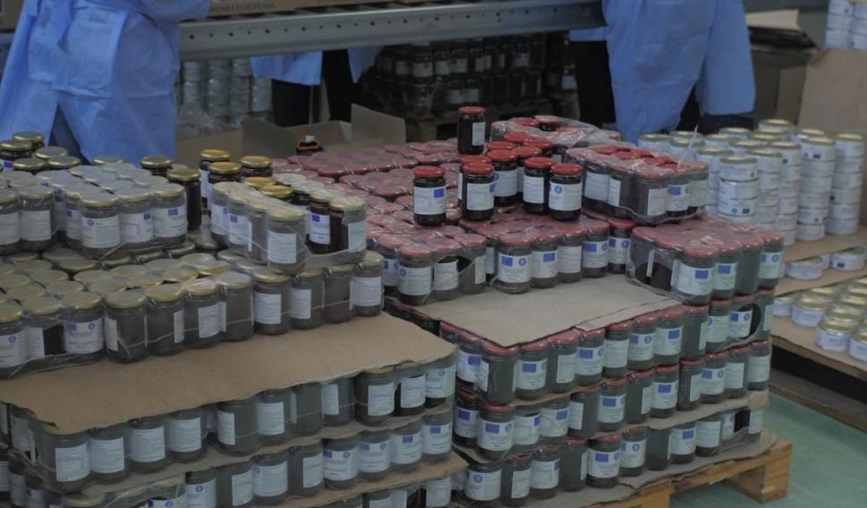 Au intrat banii pe voucherele de alimente. Marcel Boloş: "Am decalat data, ca românii să-şi poată face cumpărăturile înainte de Paşte" 828153