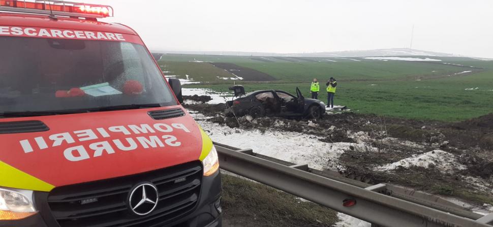 Tragedie pe centura ocolitoare a Sucevei: Un tânăr a murit, iar alți patru au fost răniți, după ce s-au răsturnat cu mașina 828103