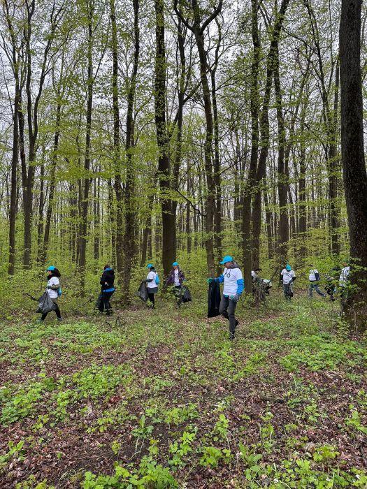 Curățenia de Paște în pădurea Lucianca - o inițiativă Sarantis România împreună cu Let’s Do It România 828354