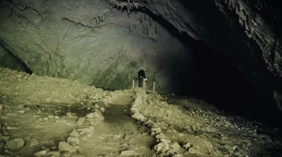 Peștera din România care are peste 10 milioane de ani! Puţini turişti ştiu despre ea 828378