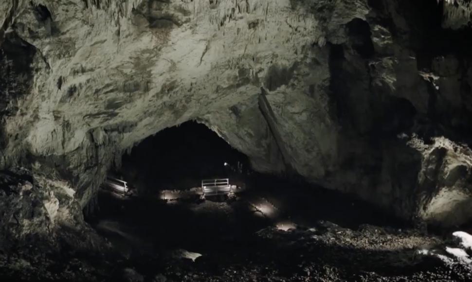 Peștera din România care are peste 10 milioane de ani! Puţini turişti ştiu despre ea 828381
