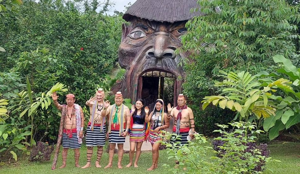 "Toți apropiații mei au văzut transformările": Mărturia demnitarului PSD care s-a făcut șaman în Jungla Amazoniană 828374