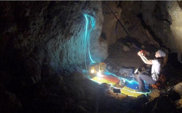 Lecţii de viaţă de la o sportivă care a trăit 500 de zile la 70 de metri adâncime, într-o peșteră din Spania: "Rămâi conștient de sentimentele tale"  828735