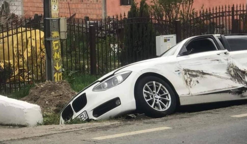 Accident teribil cu trei mașini în Gorj. Un bebeluș este în stare gravă, iar alte șase persoane au ajuns la spital 828956