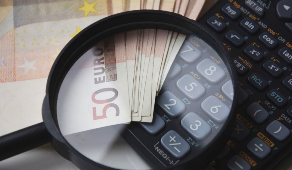 Bugetarii își pot compara salariile între ei. Cum funcţionează Comparatorul de salarii pentru românii curioşi