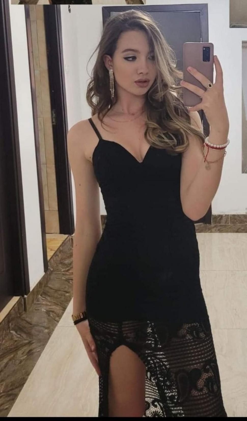 ”O să ne lipsească zâmbetul tău molipsitor!” Ea este Daria, adolescenta de 16 ani moartă chiar în Sâmbăta Mare 829396