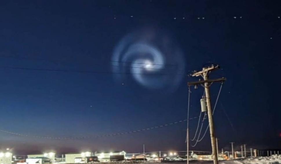 Fenomen straniu pe cer, alături de Aurora Boreală. Imaginile au ajuns în atenția cercetătorilor 829410